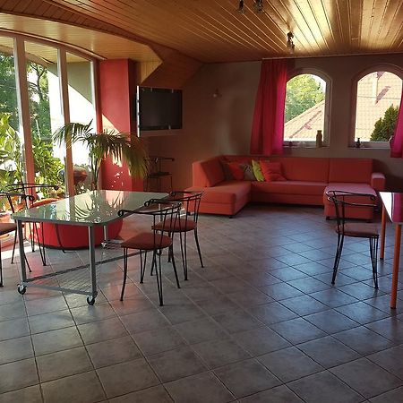 Szigeti Apartmanhaz Pécs Zewnętrze zdjęcie